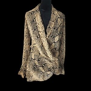 🖤Zara Snakeskin Blouse